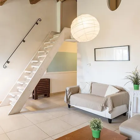 Studio Castello Daire
